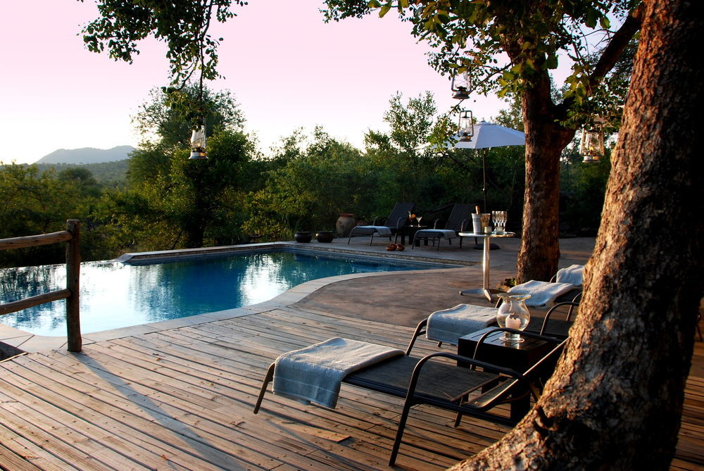 Mbizi Bush Lodge Пхалаборва Экстерьер фото