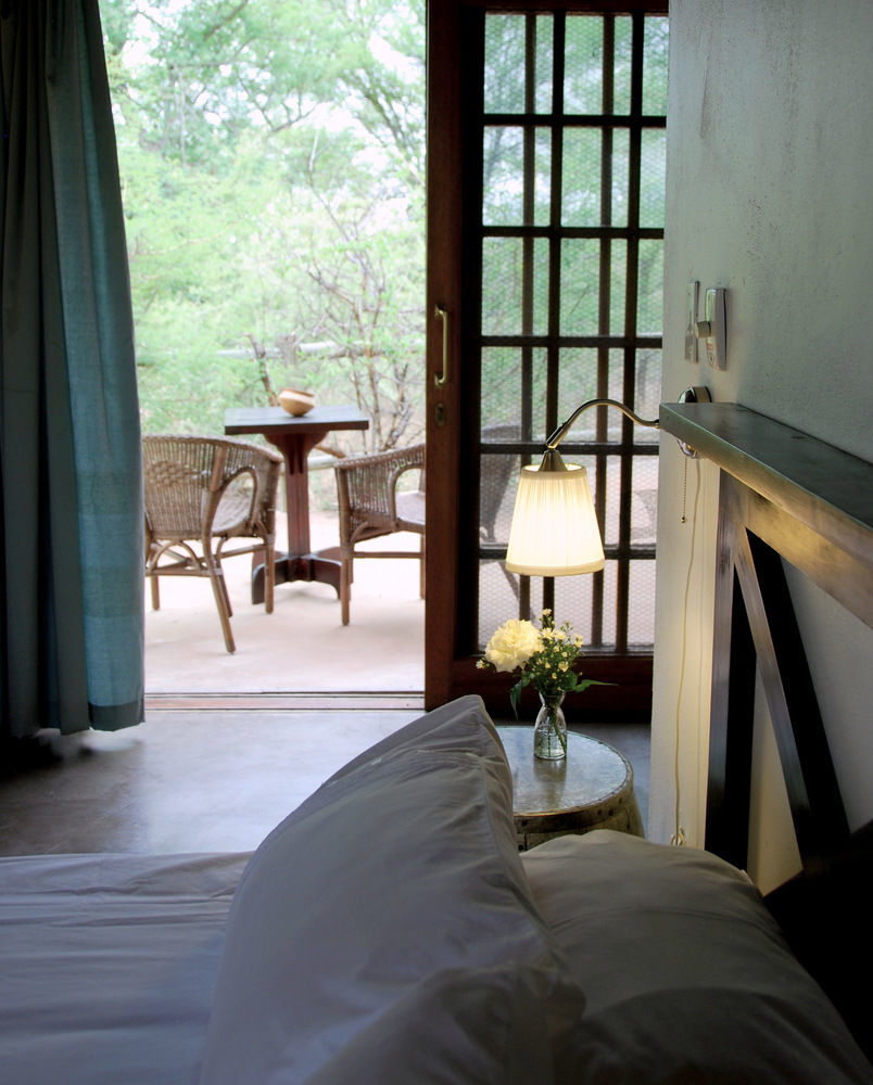 Mbizi Bush Lodge Пхалаборва Экстерьер фото